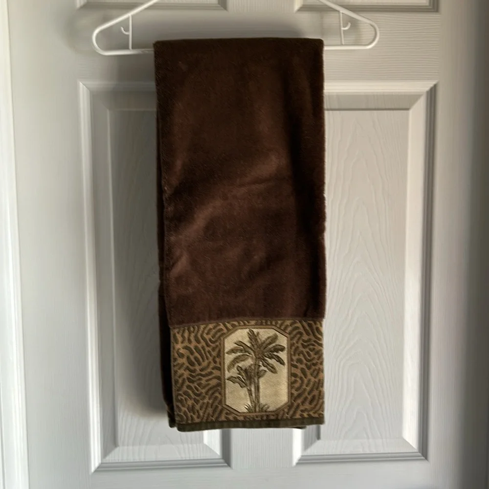 Brown Palm Tree Accent Towel